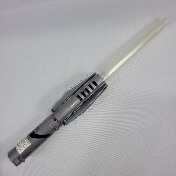 Star Wars Force Unleashed 2007 Electronic Lightsaber by Hasbro - Picture 1 of 1